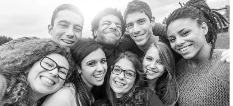 college student group selfie